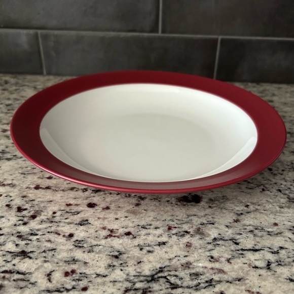 Noritake Stoneware Large Pasta Bowl Colorwave Raspberry (8045) 10.5” x 1.75” EUC - Picture 1 of 12
